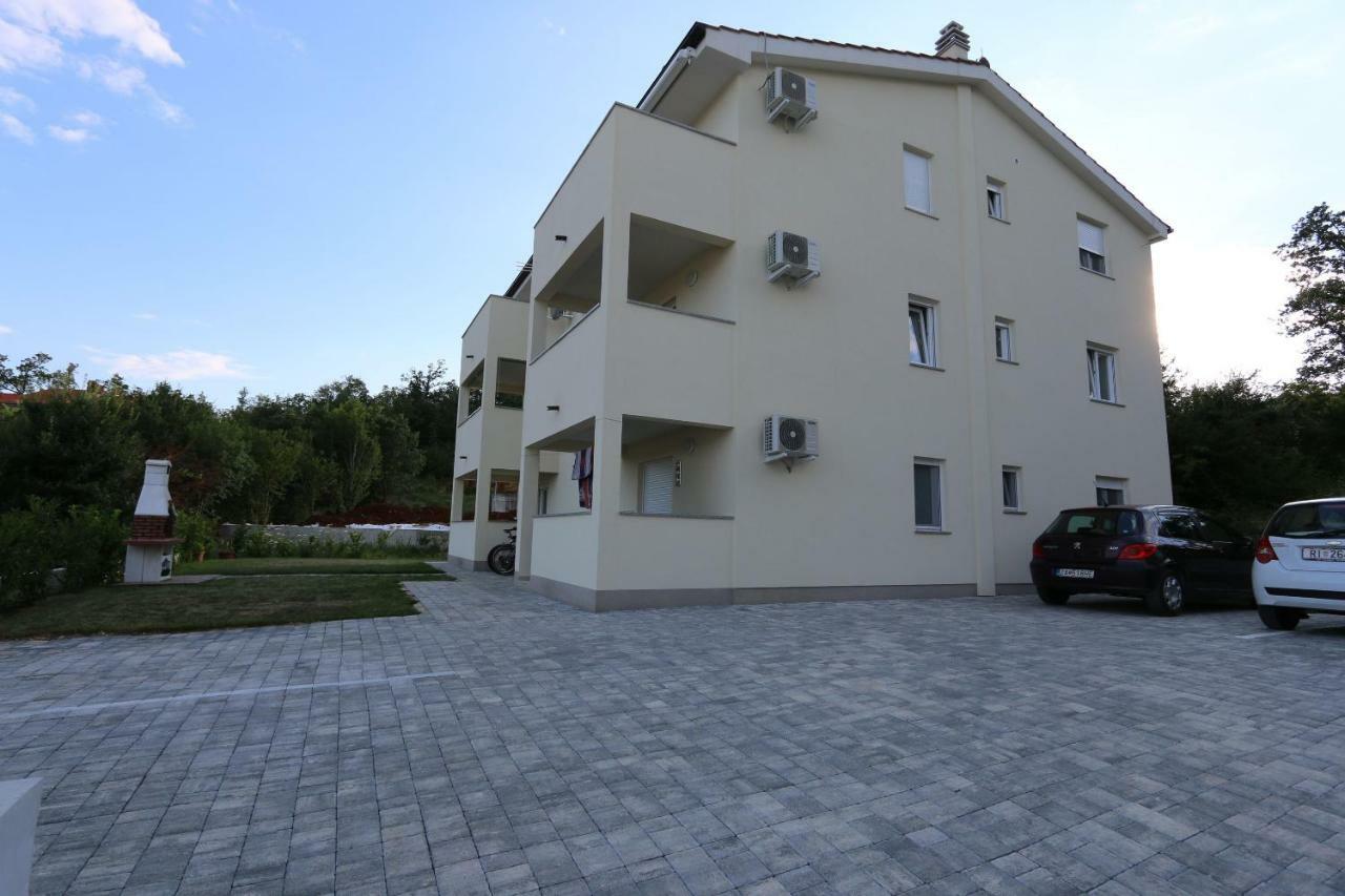 Apartment Samsa Mirica *